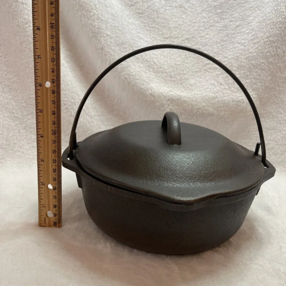 Vintage Cast‎ Iron Lodge 2qt sauce pan HTF recently seasoned
